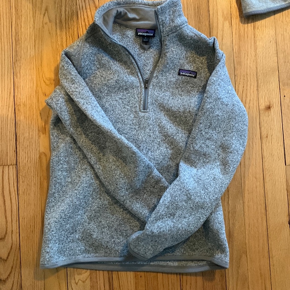 Patagonia women’s medium quarter zip